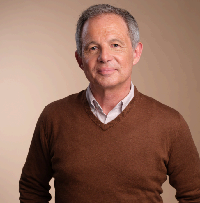 Portrait of Denis Steisel, CEO of Eezee Group, discussing their pioneering role with Odoo ERP solutions