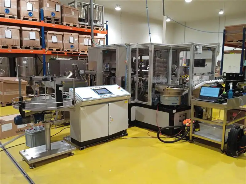 Manufacturing workshop illustrating dynamic project budget dashboards