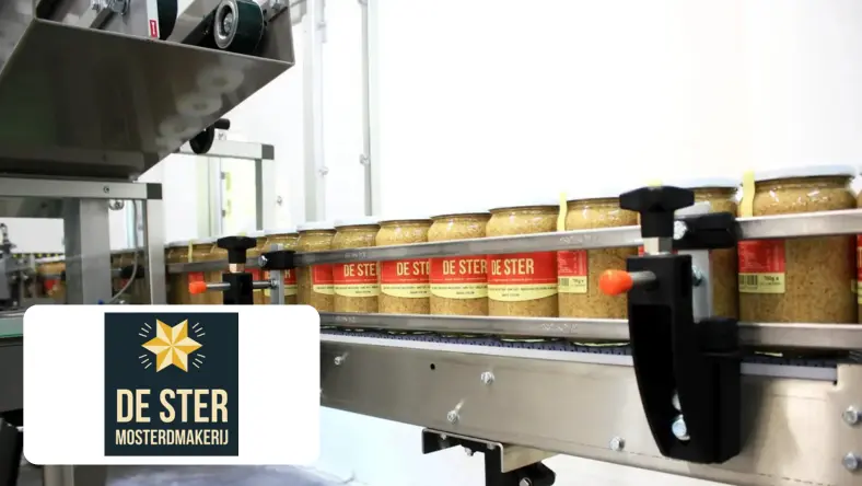 Food supply chain traceability with product lots tracked from supplier to customer